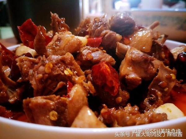霍大哥创食记丨经典川菜干辣椒爆鸭子,又酥又香,越吃越好吃!