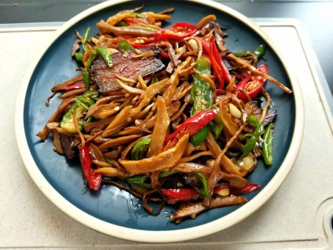黄磊版烟笋萝卜干炒腊肉向往的生活湘西腊肉做法