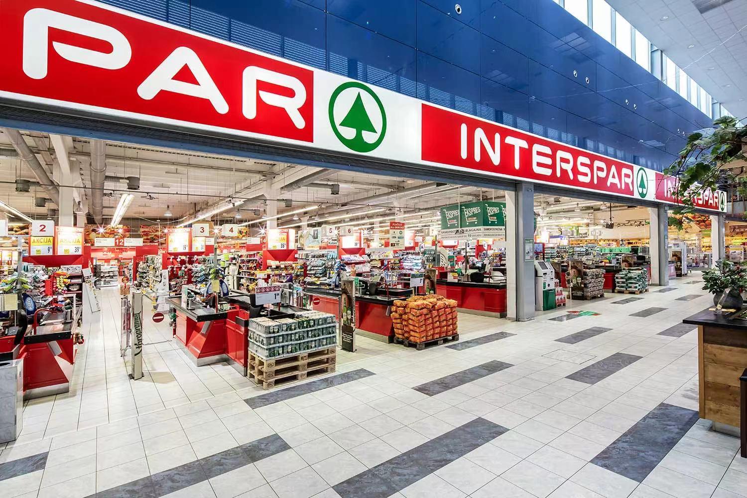 超大型自助商场 interspar 销售品类全面,是 spar 旗下的副品牌,总部