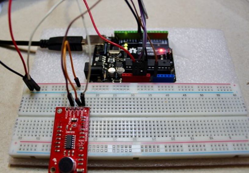 用arduino做一个有点傻的声控灯