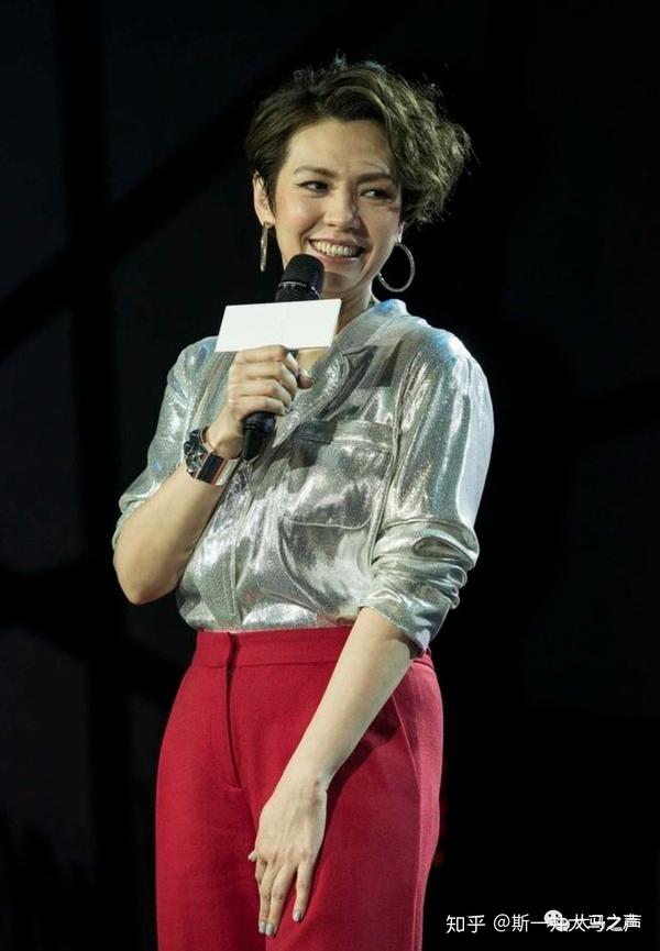 陈洁仪,1972年9月15日出生于新加坡,华语流行乐女歌手,影视演员,毕业