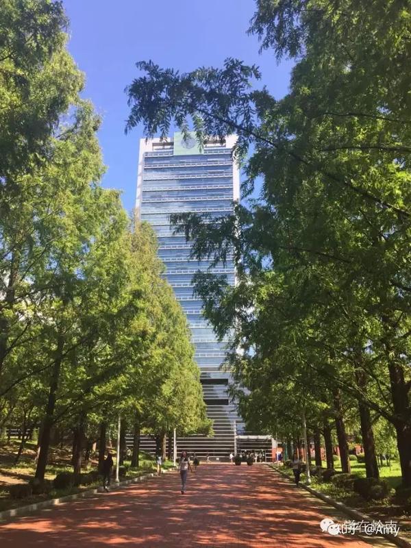 韩国岭南大学-韩国的皇家大学