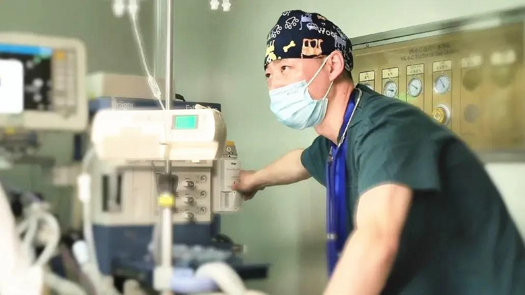 曝光麻醉医生真实的工作状态,可不是"打一针就完事"这么简单!