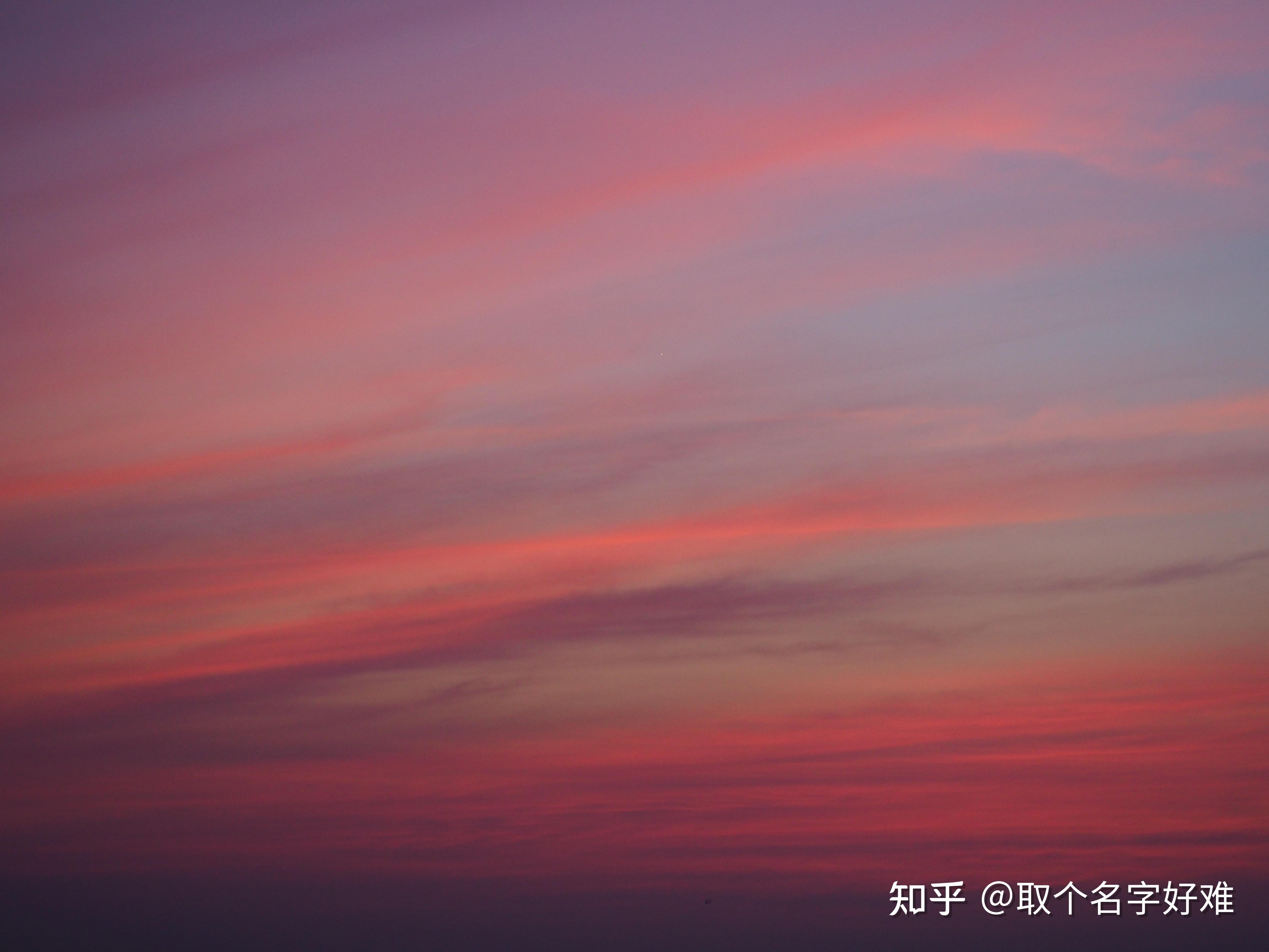 我见过很多晚霞能给我看看你们手机里的天空照片嘛