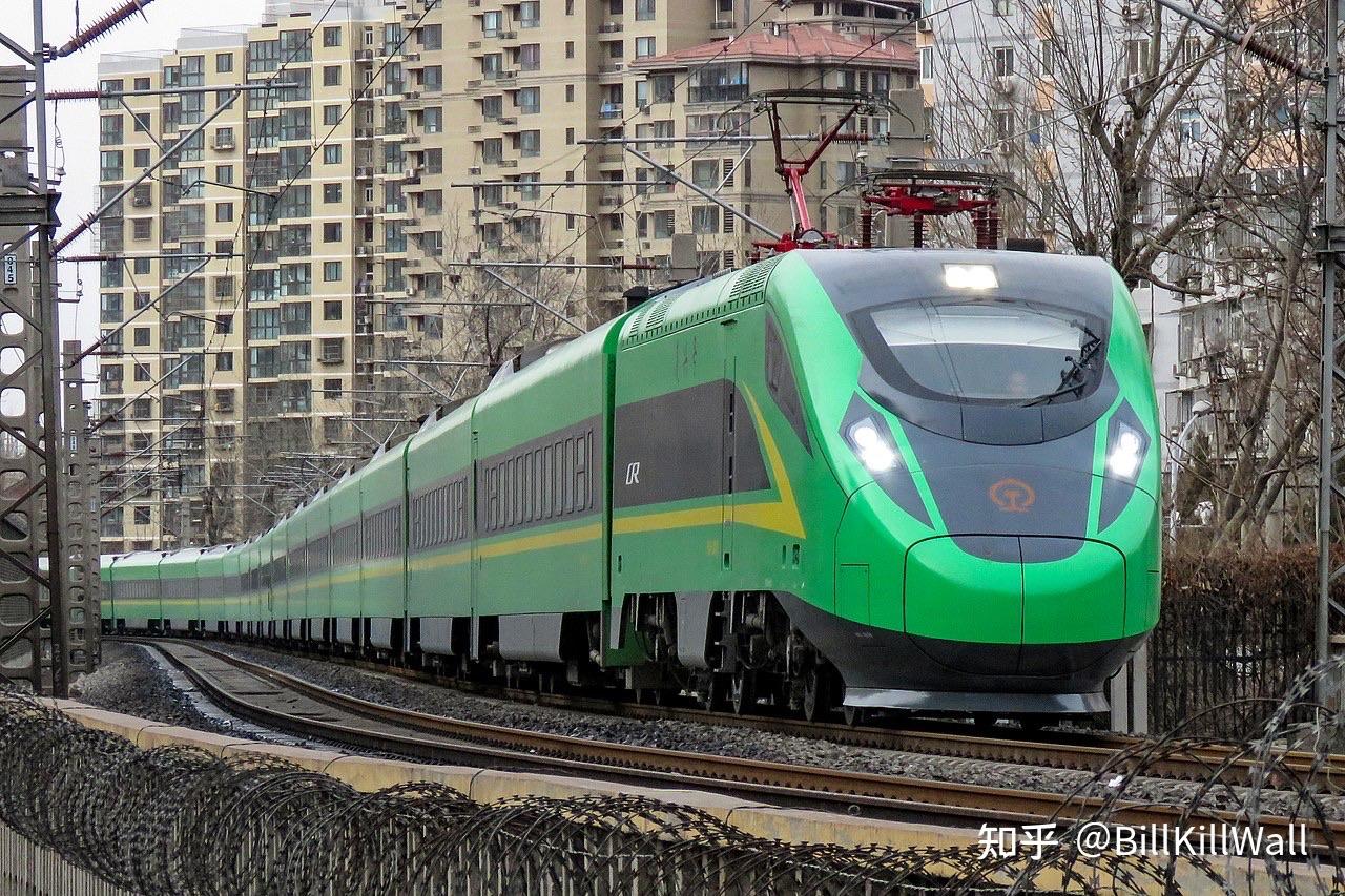 什么是动力集中式列车,该种列车与传统火车有什么区别
