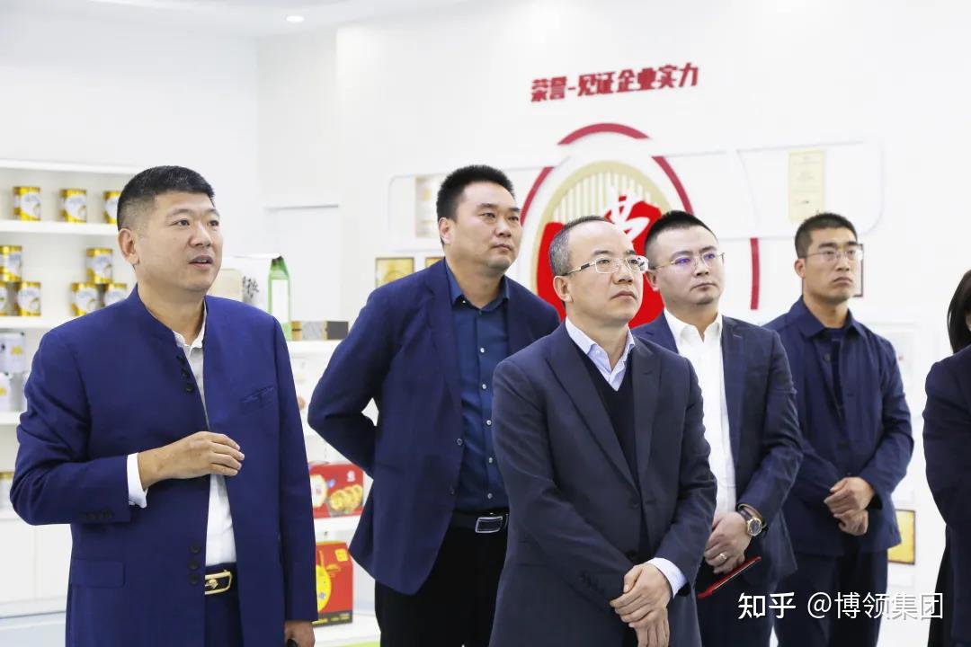 小小奶山羊大大大产业记富平县政府领导莅临博领考察指导
