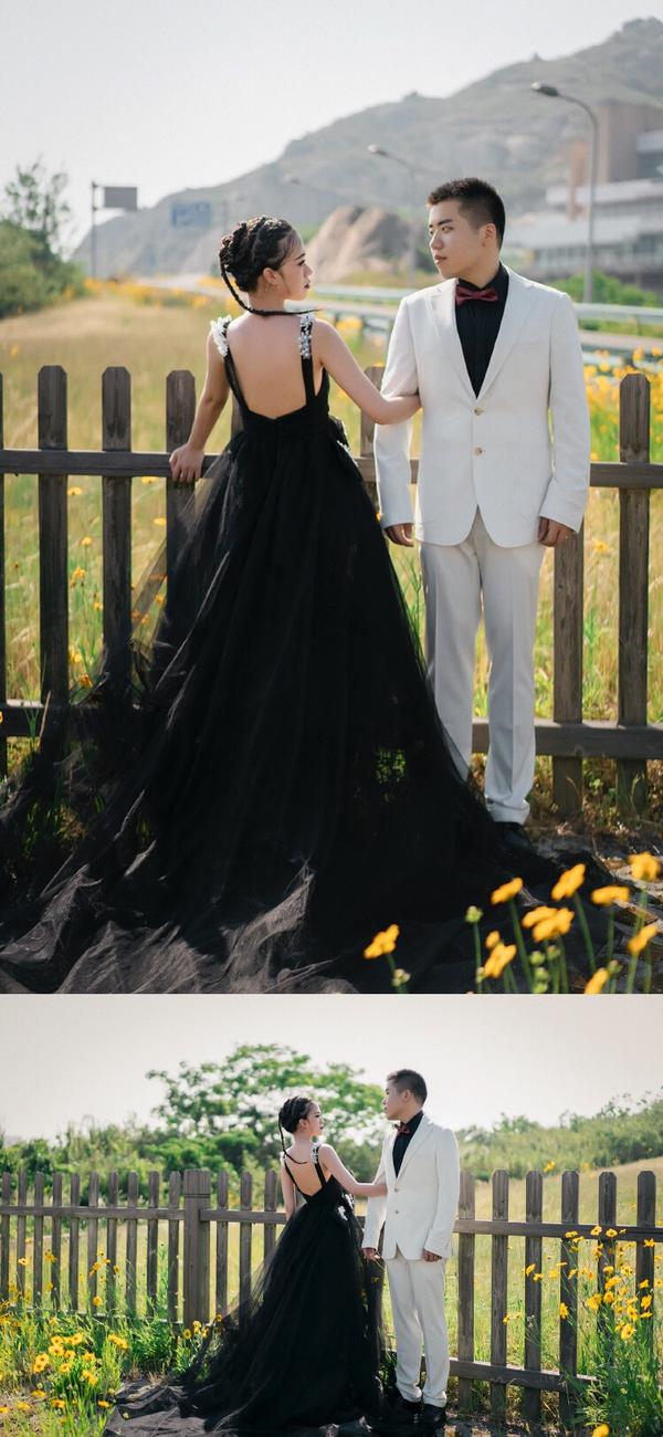 为什么婚礼上不能穿黑色婚纱?