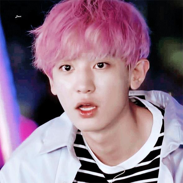 什么样的男生适合染粉色的头发?