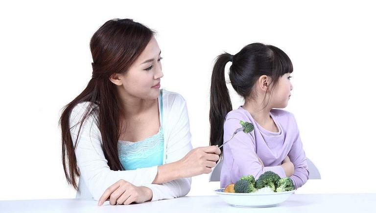 宝宝脾气暴躁和吃肉有关2种后果3种习惯孩子发育get起来