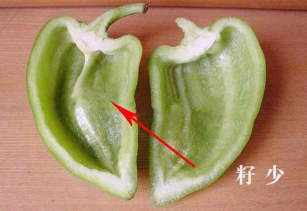 辣椒果实小,生长慢,果实皮厚肉硬,僵果不容小觑,教你综合防治