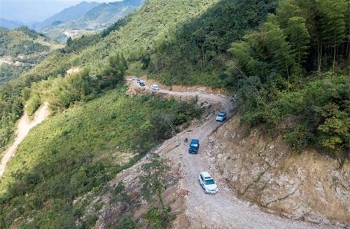 非典型越野 穿越浙中"川藏线"