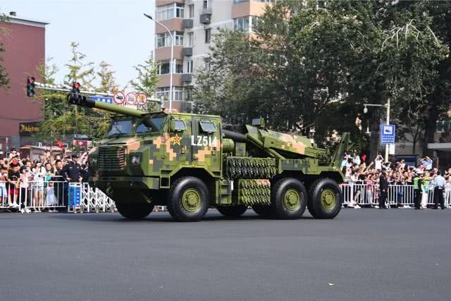 PCL181型155毫米榴弹炮,kh179榴弹炮 即pch-191型箱式自行火箭炮和pcl-181型车载155毫米榴弹炮