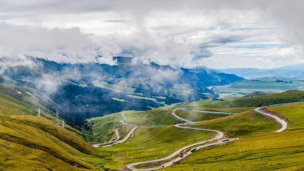 独库公路开放!沿途风景震撼,美到窒息