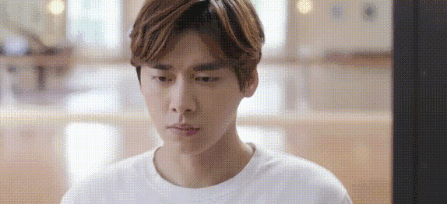 如何看待吴亦凡,李易峰,杨洋,鹿晗四大流量的前景?