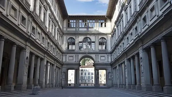 佛罗伦萨学院美术馆收藏有乔尔乔内,乔瓦恩尼,贝利尼等 14世纪到18