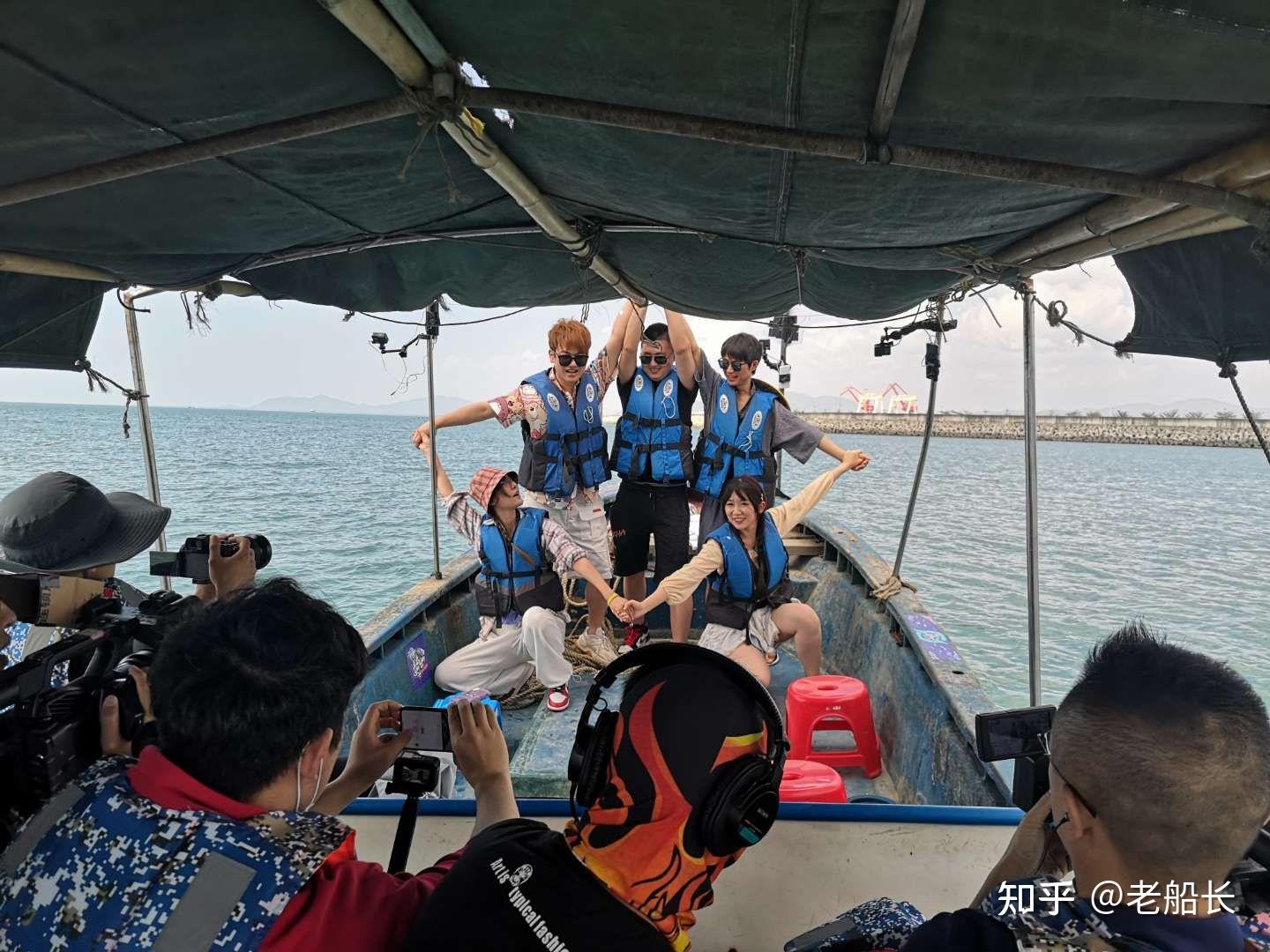 三亚出海钓鱼捕鱼