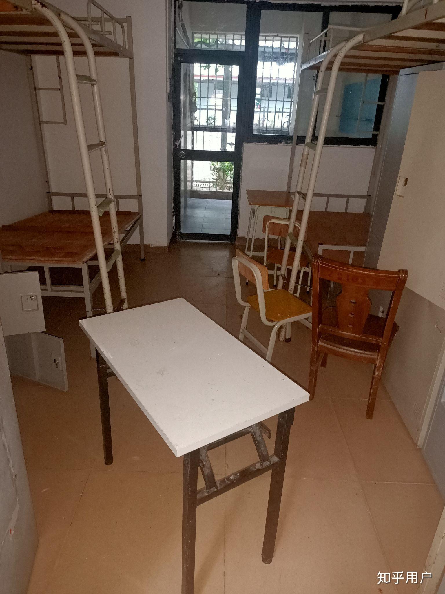 海南热带海洋学院的宿舍条件如何?校区内有哪些生活?