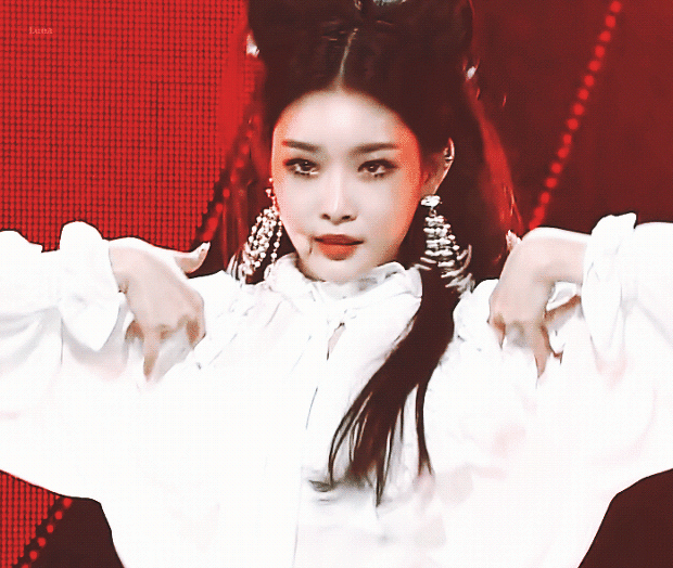 韩国女团成员有哪些惊为天人的瞬间?