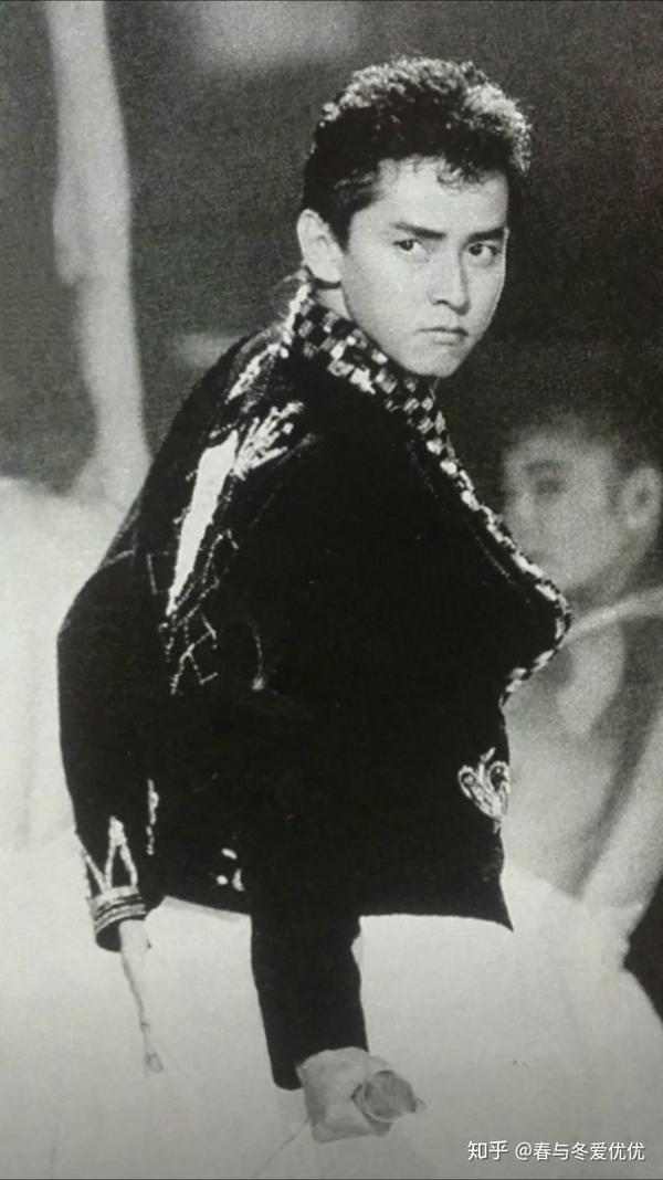 《梦幻之旅》音乐特辑截图/写真 1991年写真,此图为谭咏麟各大百科