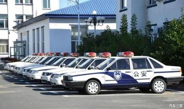 桑塔纳警车模型欣赏