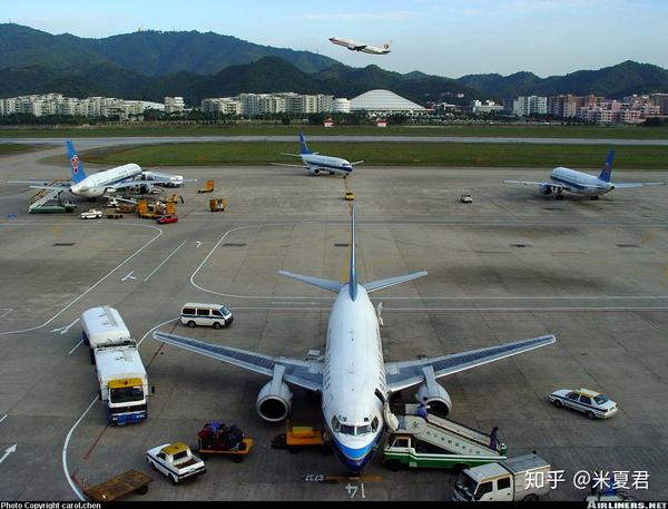 广州白云国际机场的选址为什么是花都而不是南沙?广州