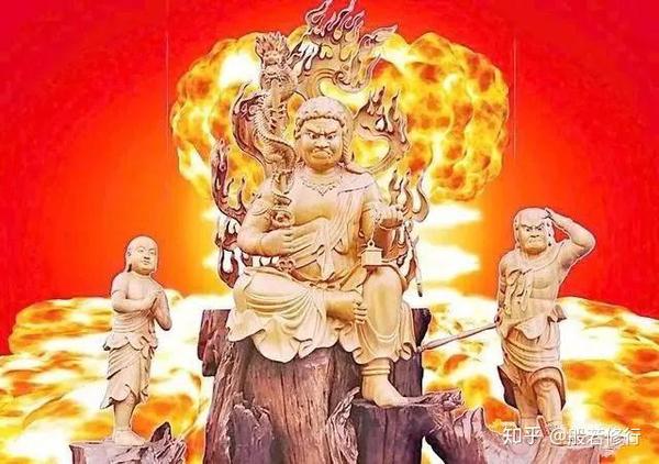 "不动",乃指慈悲心坚固,无可撼动,"明"者,乃智慧之光明,"王"者,驾驭