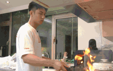 如何评价黄景瑜在《放开我北鼻》第三季里的表现?