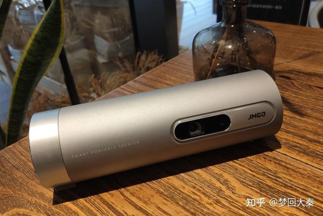便携式投影仪推荐坚果p3s极米rsair峰米x1