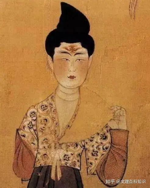 剪花钿绘额黄来看看古代女孩们的精致妆容