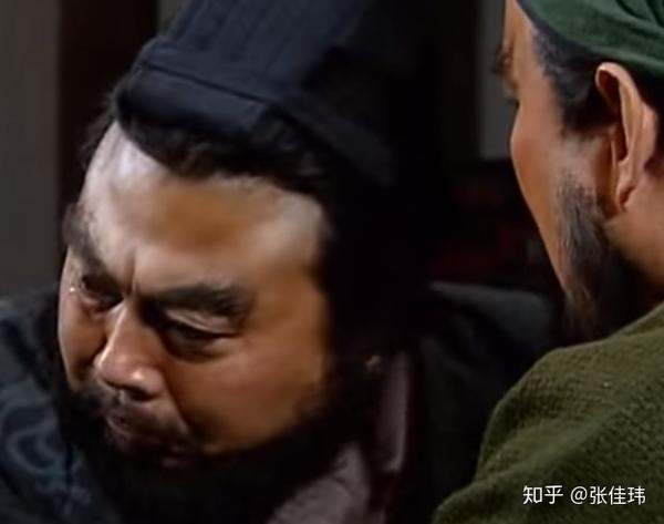 "三弟,也保重." 张飞流泪,转脸,狠狠地推开关羽,转身便走,再不回顾.