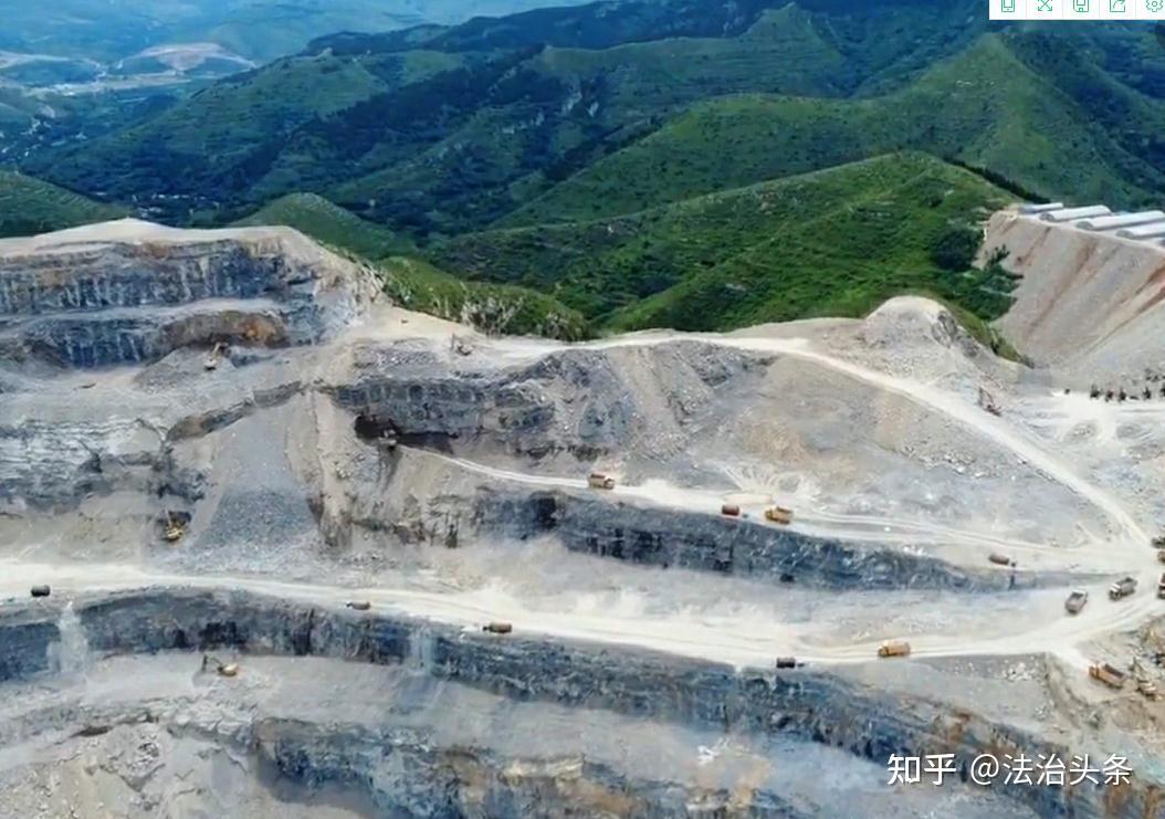 山东淄博:洪泉石料厂开采作业过程生态环境问题突出