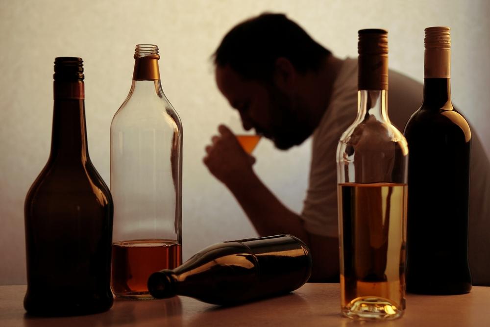 高血压戒烟戒酒2年后猝死!戒烟酒有错?医生说他的错很多人在犯