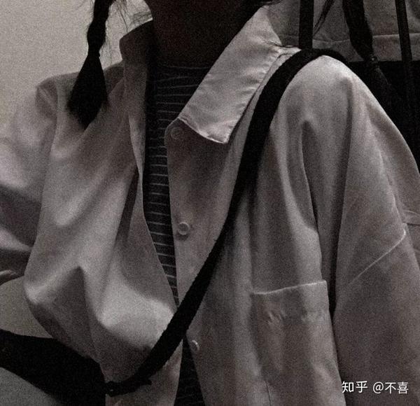 很喜欢一句话: 沈修瑾:"我把我的肾给你,你把你的心给我."