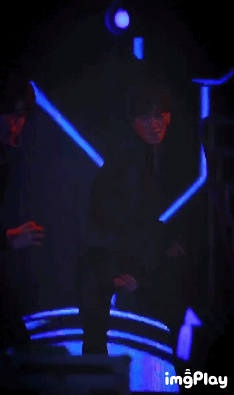 朱正廷醉奶傻fufu的样子将永远在我心里收藏 (图源见水印,侵删)