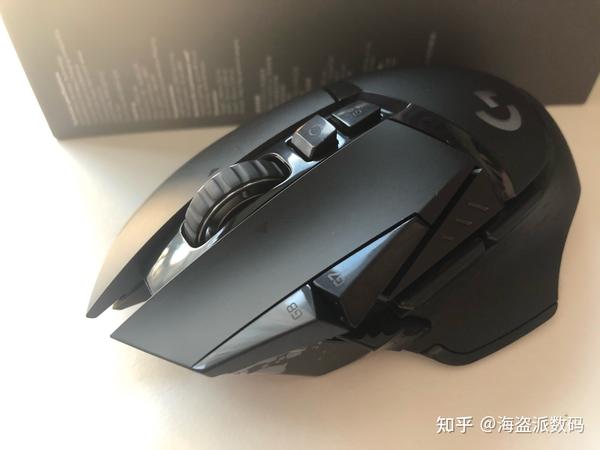 此外还搭配hero 25k传感器,带来亚微米级精准追踪移动,实现25600dpi