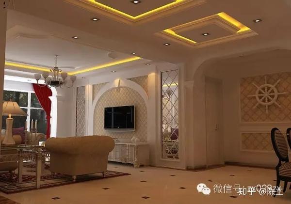 欧式常规做法,三块造型线条勾勒,只不过中间除过贴壁纸做了弧形造型