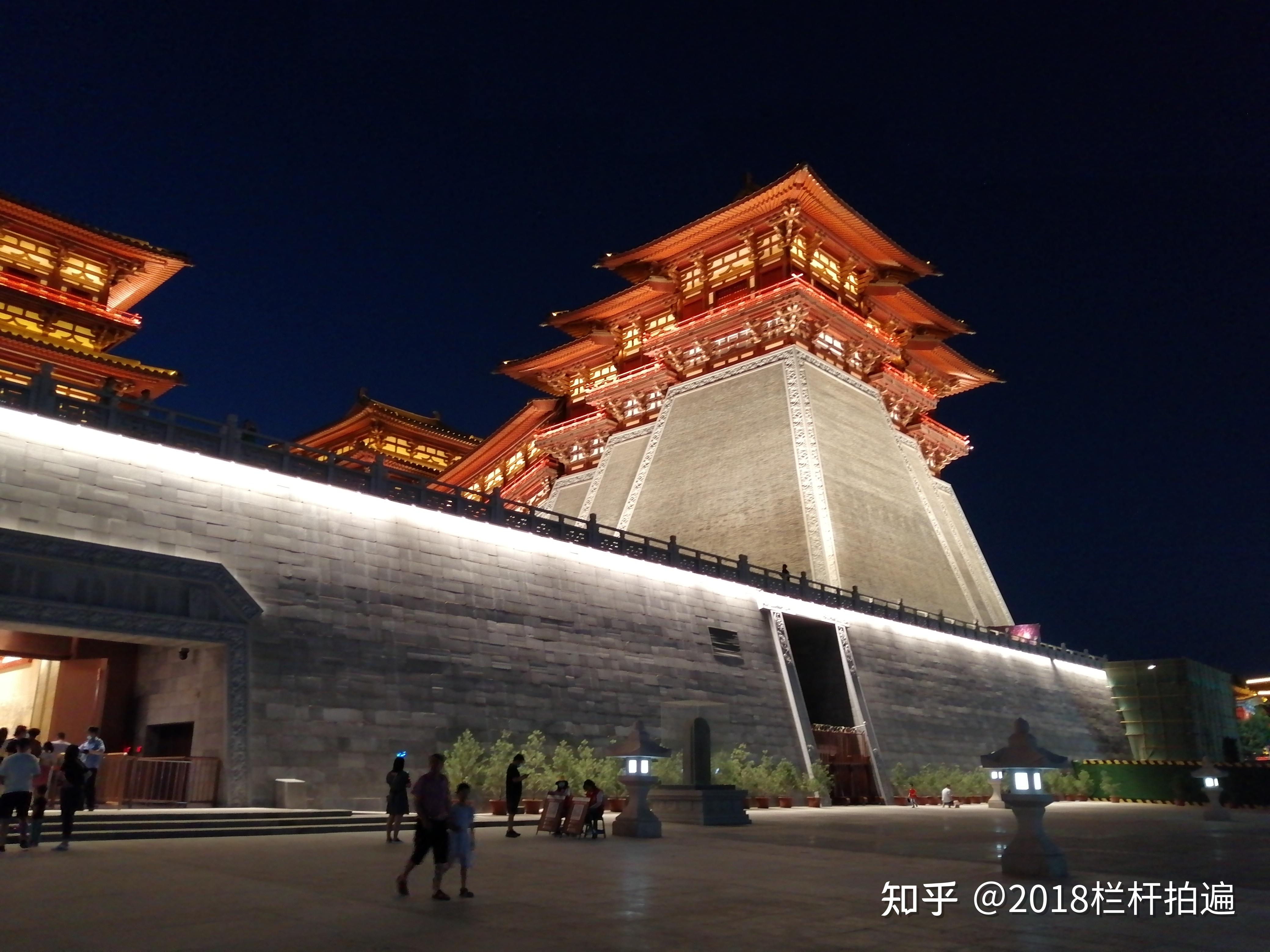 洛阳手机拍摄应天门紫微观夜景