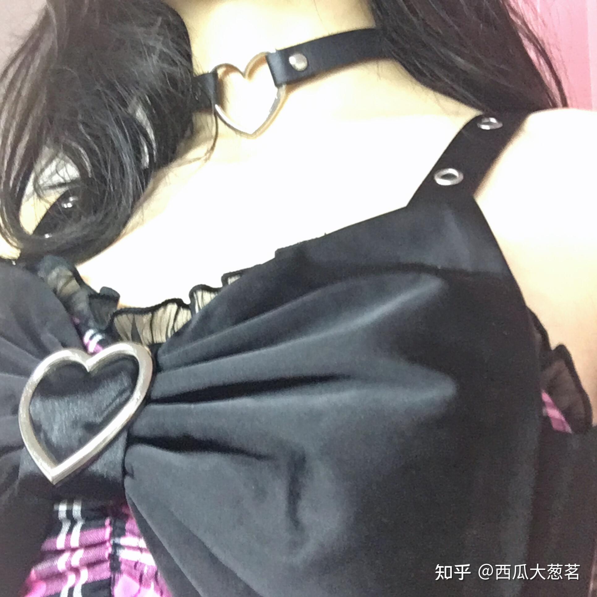 女生拍胸部照片正常吗