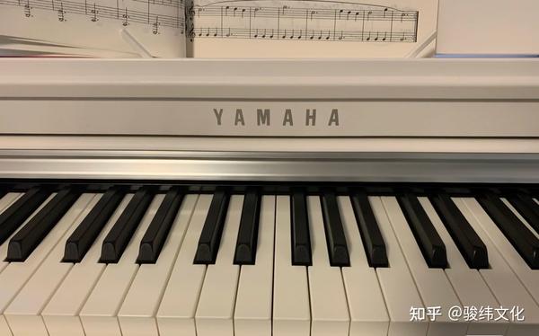 白色雅马哈电钢琴clp725购买心得
