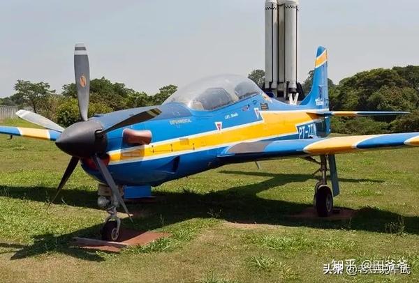 21世纪的螺旋桨战机源自巴西的超级巨嘴鸟a29轻型攻击机