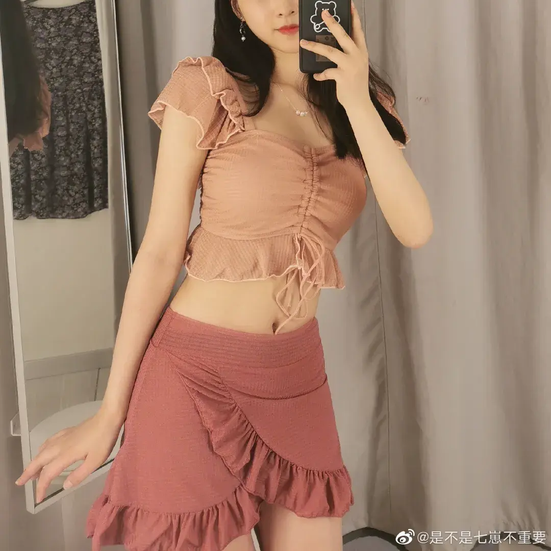 女生身材巅峰让人多心动过于真实