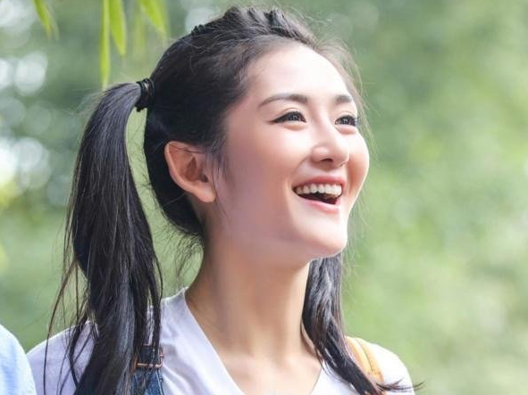 如何评价谢娜的侄子考上清华?