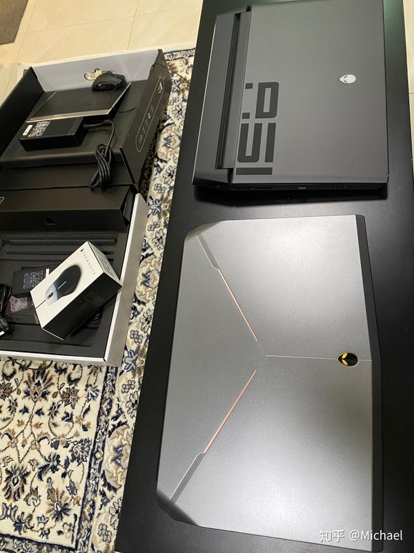 提前送给自己的圣诞礼物-   alienware 全家福  m51 i9 2080/ 17 i7