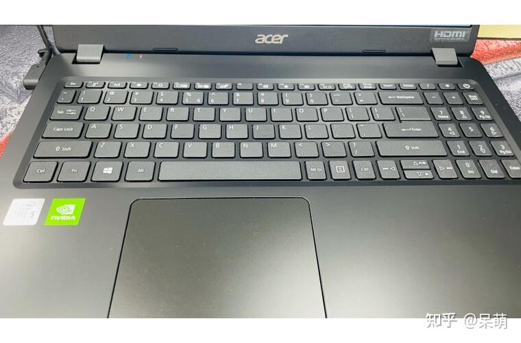 宏碁acer墨舞ex215笔记本电脑怎么样配置如何可以玩游戏吗