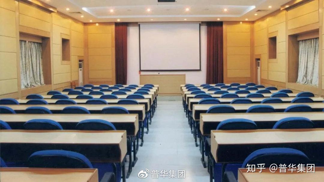 翟山鹰老师学校的知识在职场工作中完全用不上应届生该怎么办