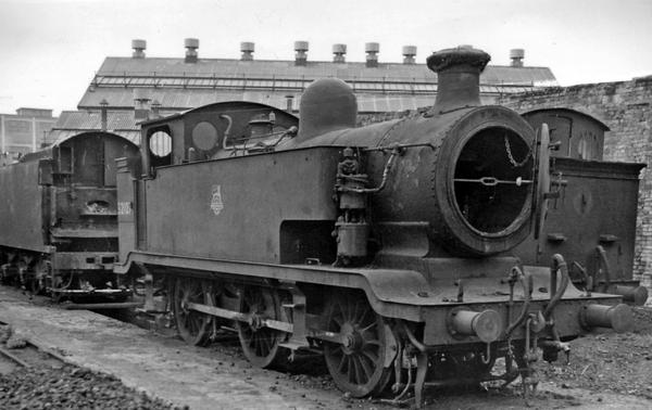"托马斯"的原型——英国伦敦-布莱顿和南方海岸铁路e2型蒸汽机车