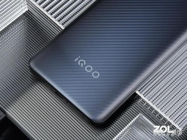 iqoo8为玩家而生的专业电竞旗舰