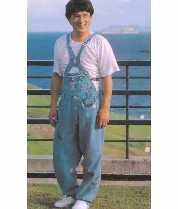 男生穿背带裤会显得娘炮吗?