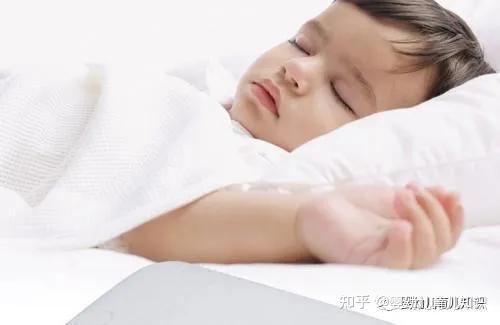 宝宝睡觉出汗多是怎么回事以下5个原因最常见快来排查一下