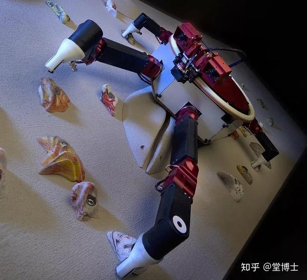 卡内基梅隆大学新型六足机器人,爬坡,抓地功夫了得!可实现45°悬垂